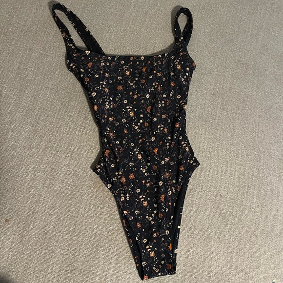 Madewell Square-Neck Tank One-Piece Swimsuit in Free Floral Size XS - Picture 4 of 9